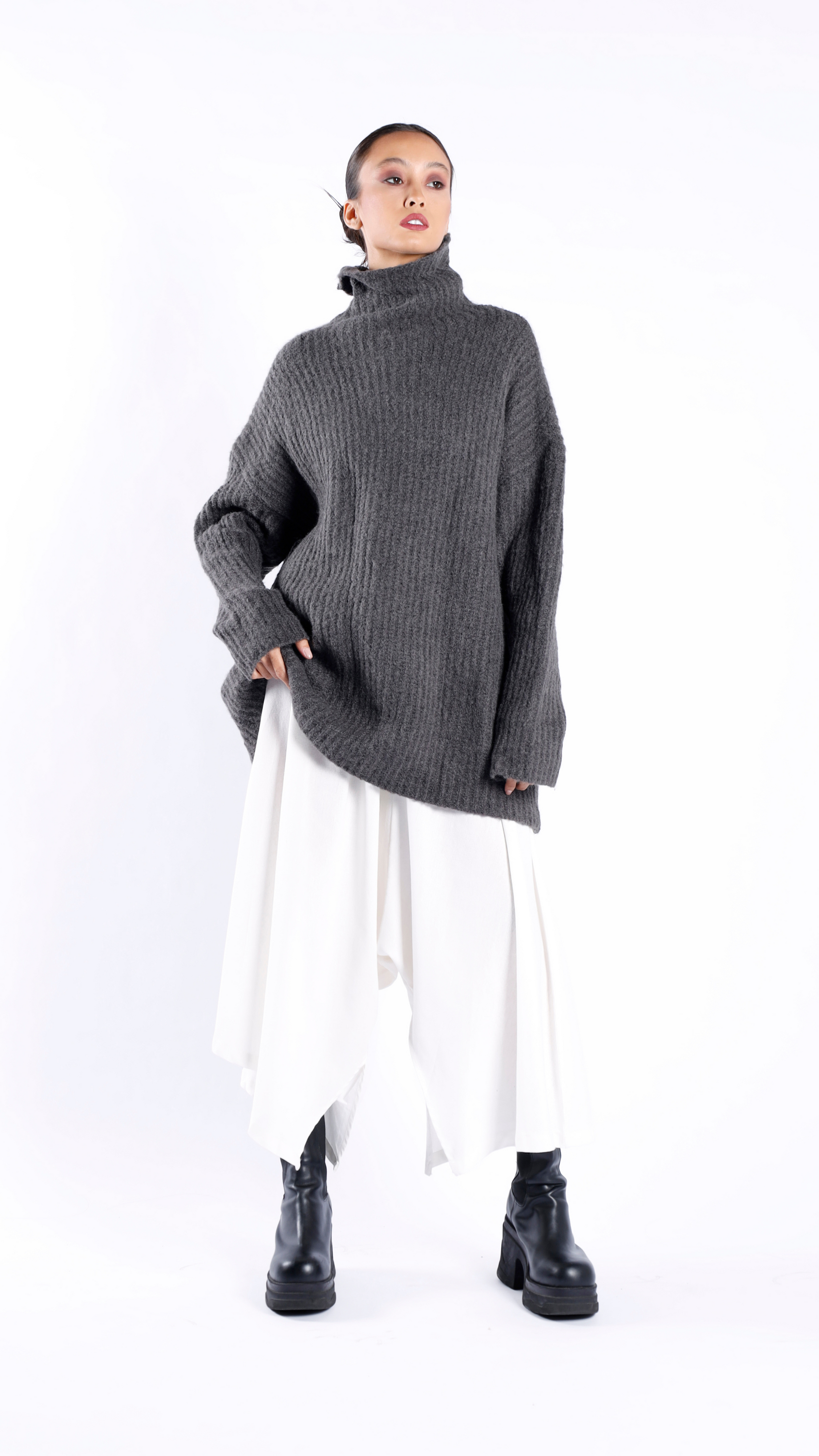 Tamayo Sweater