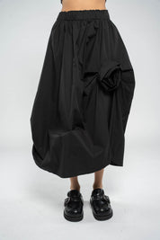 Poping flower skirt