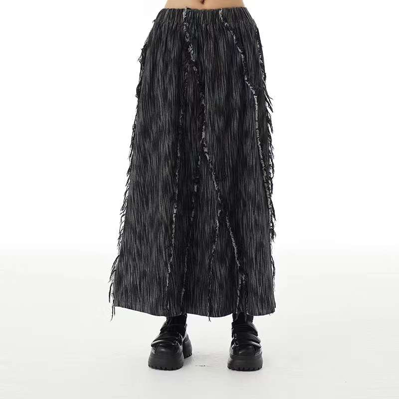 Daiki Skirt