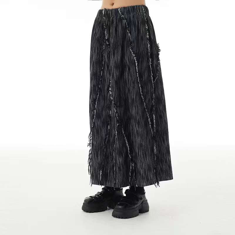 Daiki Skirt